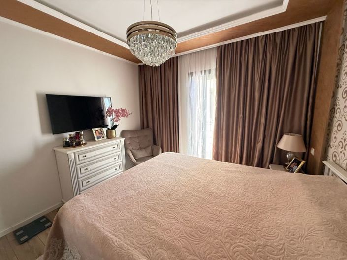 Image No.15-2 Bed Villa for sale