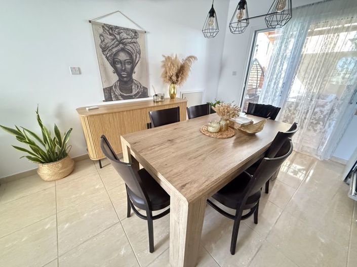 Image No.3-2 Bed Villa for sale