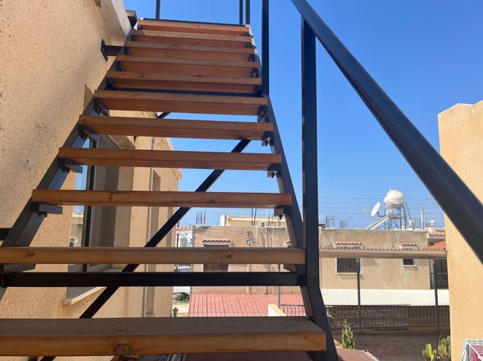 Image No.31-2 Bed Villa for sale