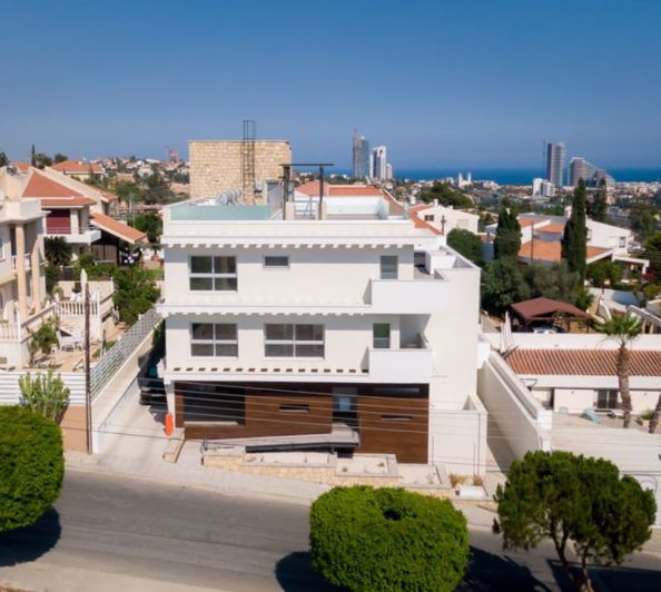 Image No.13-2 Bed Apartment for sale