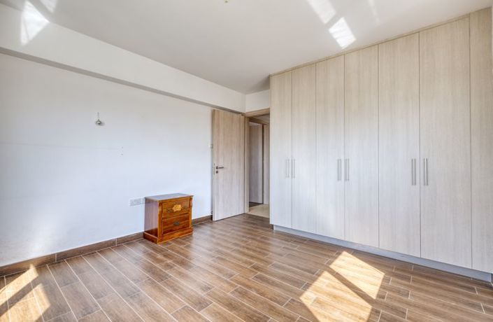 Image No.12-3 Bed Apartment for sale