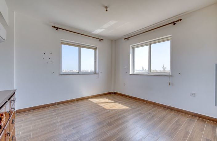 Image No.15-3 Bed Apartment for sale