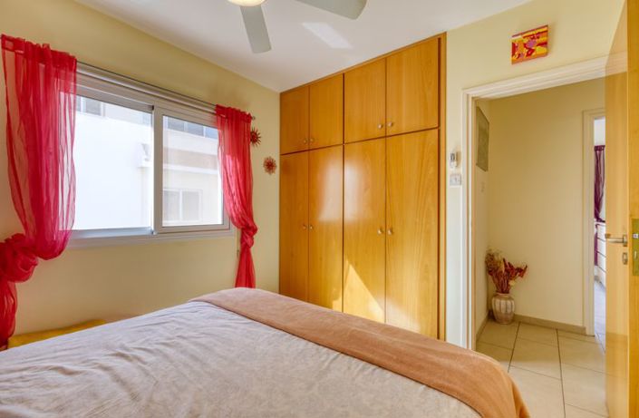 Image No.12-2 Bed Apartment for sale