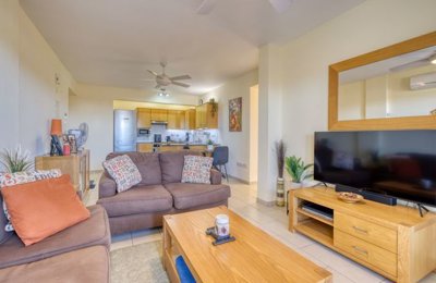 lounge-kitchen-dining-2