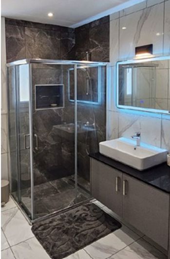 Image No.10-3 Bed Villa for sale