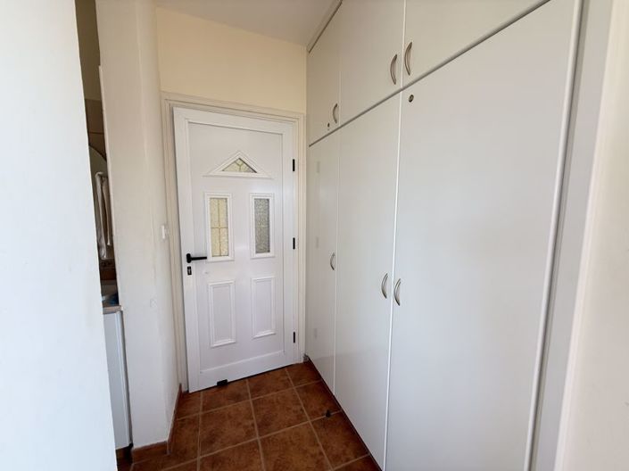 Image No.13-4 Bed Property for sale