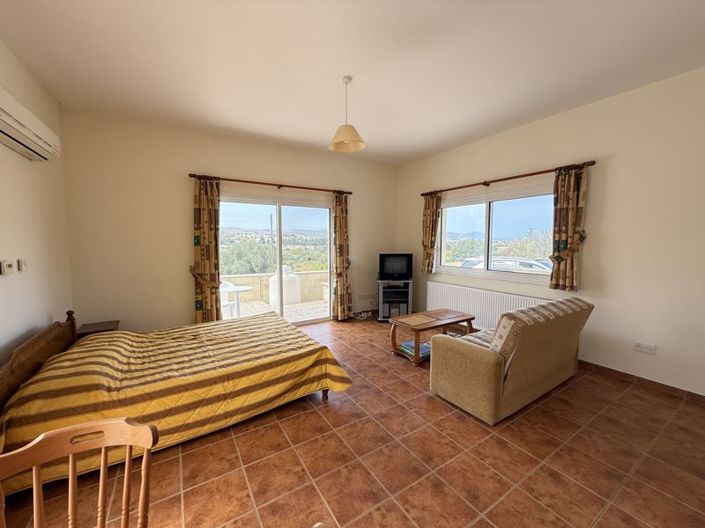 Image No.25-4 Bed Property for sale