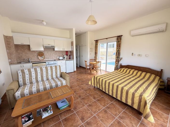 Image No.27-4 Bed Property for sale