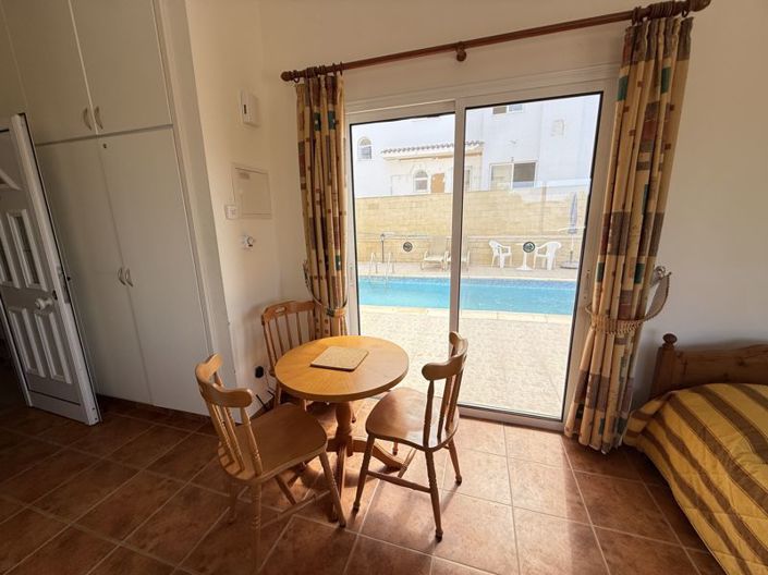 Image No.28-4 Bed Property for sale