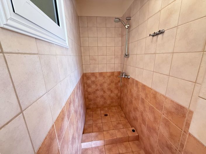 Image No.38-4 Bed Property for sale