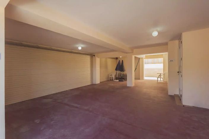 Image No.39-4 Bed Property for sale