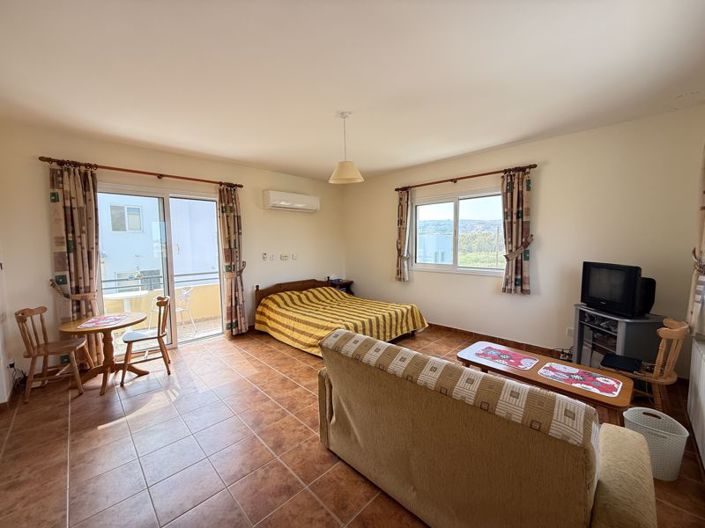 Image No.6-4 Bed Property for sale