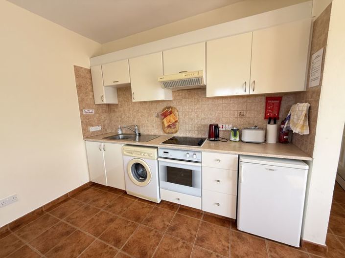 Image No.8-4 Bed Property for sale