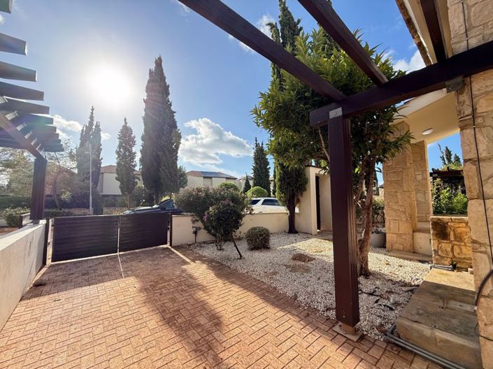 Image No.2-3 Bed Villa for sale