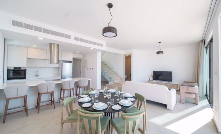 Image No.5-3 Bed Villa for sale