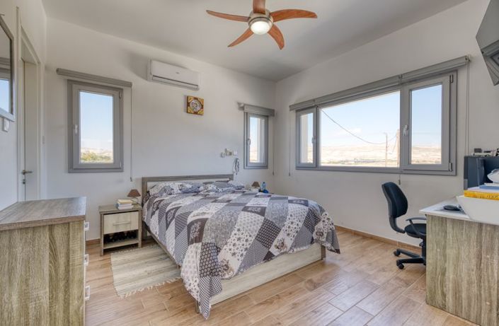 Image No.17-4 Bed Villa for sale