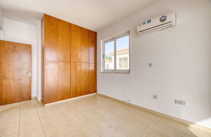 Image No.12-3 Bed Villa for sale