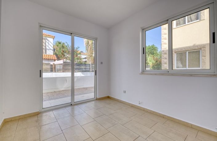 Image No.7-3 Bed Villa for sale