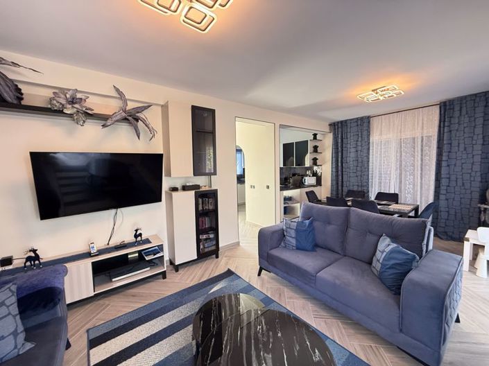 Image No.3-3 Bed Villa for sale