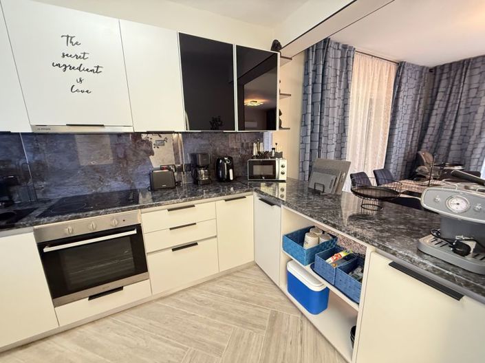 Image No.5-3 Bed Villa for sale