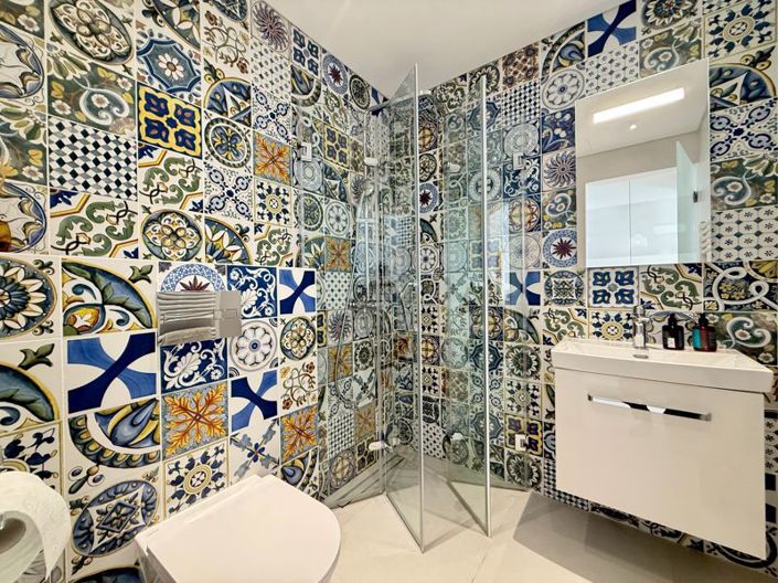 Image No.15-4 Bed Villa for sale