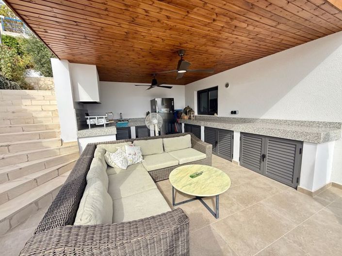 Image No.37-4 Bed Villa for sale