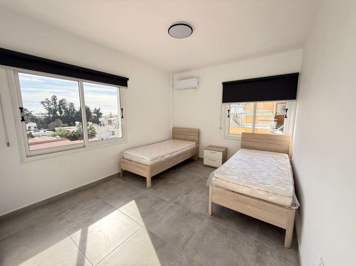 Image No.12-3 Bed Apartment for sale