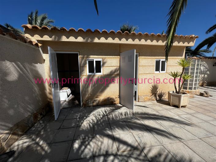 Image No.35-5 Bed Country House for sale