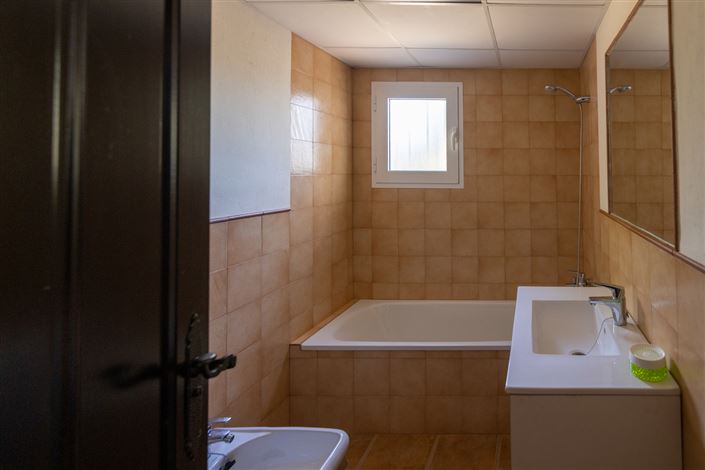 Image No.13-3 Bed Villa for sale