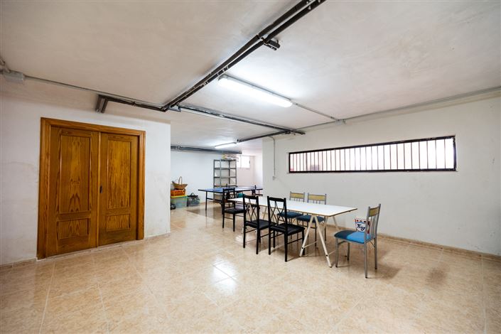 Image No.26-4 Bed Country House for sale