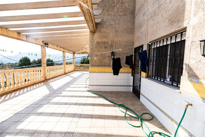 Image No.35-4 Bed Country House for sale