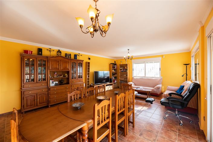 Image No.7-4 Bed Country House for sale