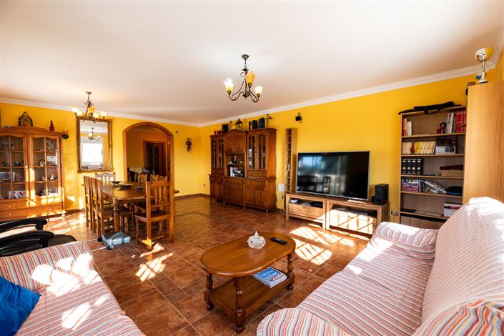Image No.8-4 Bed Country House for sale
