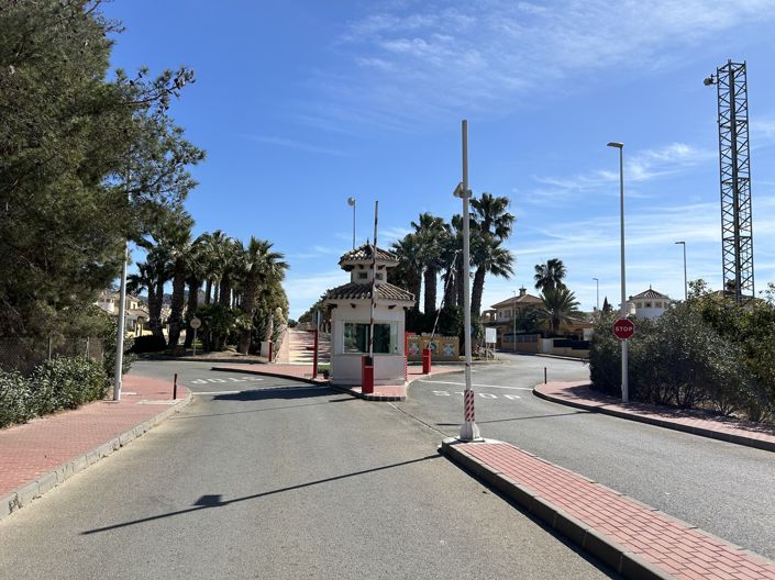 Image No.10-2 Bed Villa for sale