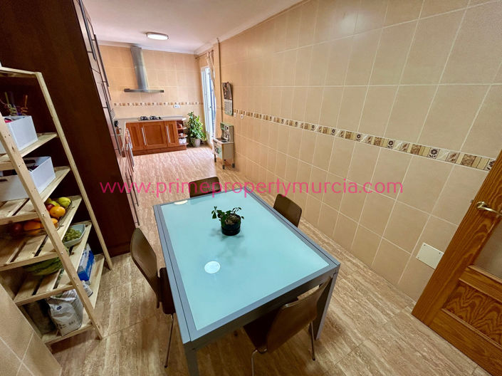 Image No.10-3 Bed Property for sale