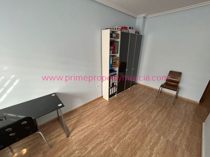 Image No.22-3 Bed Property for sale