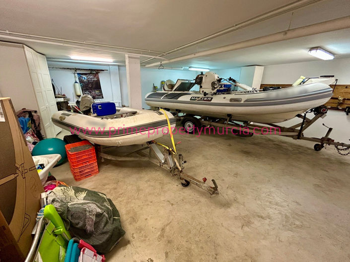 Image No.34-3 Bed Property for sale