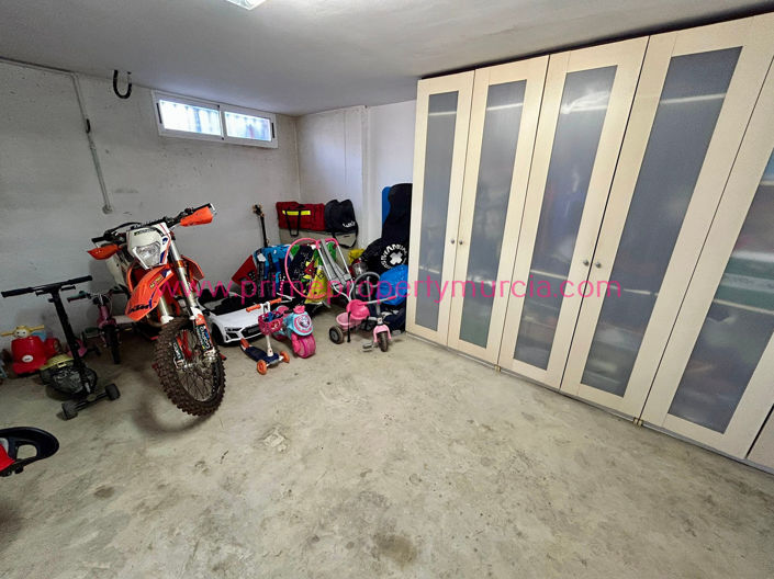 Image No.36-3 Bed Property for sale