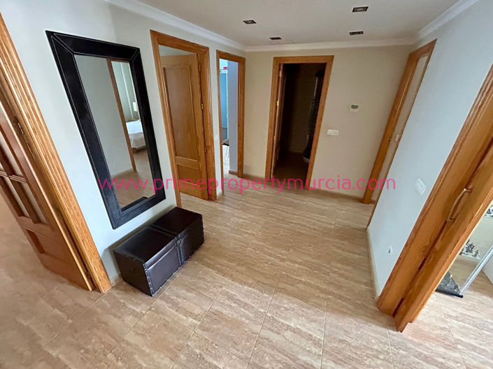 Image No.8-3 Bed Property for sale