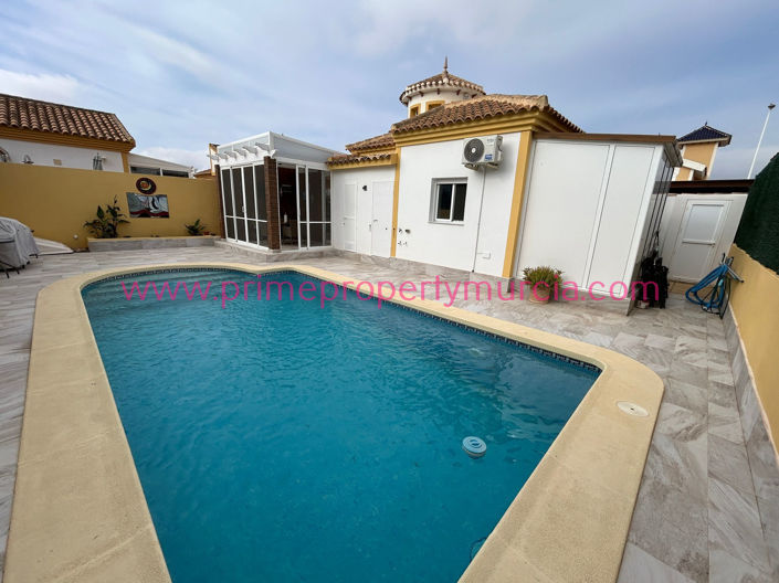 Image No.25-2 Bed Villa for sale