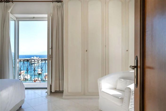 Image No.30-3 Bed Apartment for sale