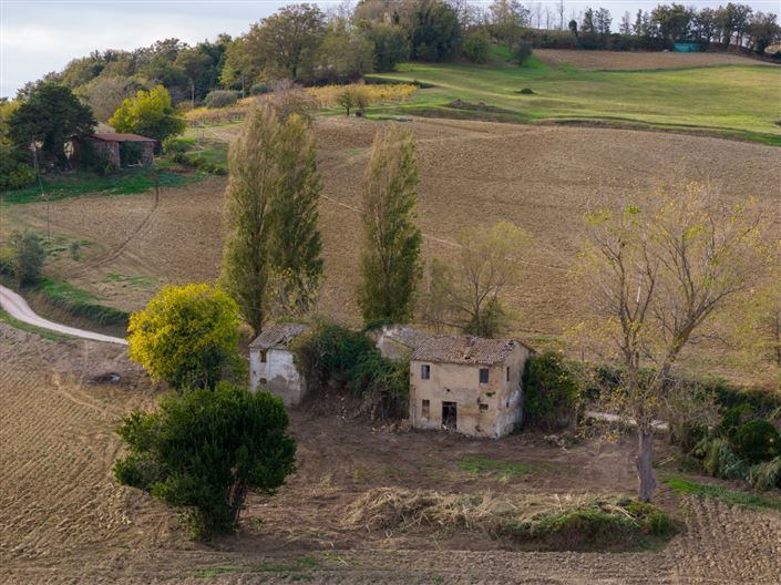 Image No.13-10 Bed Country House for sale