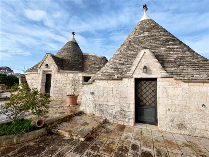 Image No.9-3 Bed Country House for sale