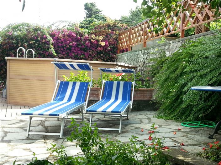 Image No.11-2 Bed House for sale