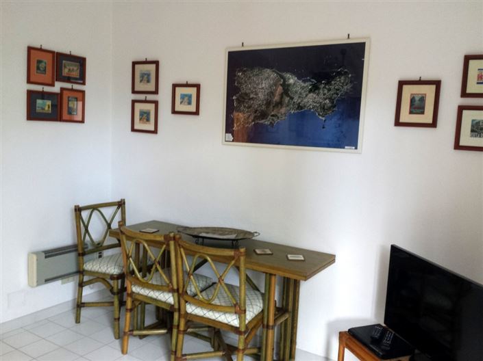 Image No.19-2 Bed House for sale