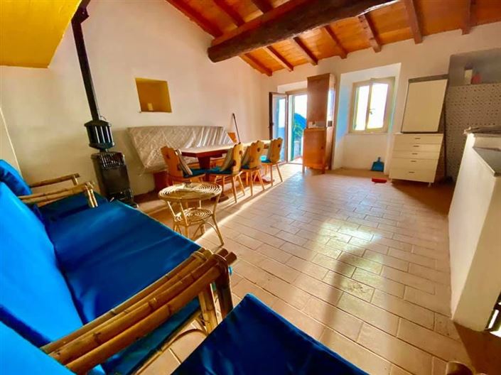 Image No.17-2 Bed House for sale