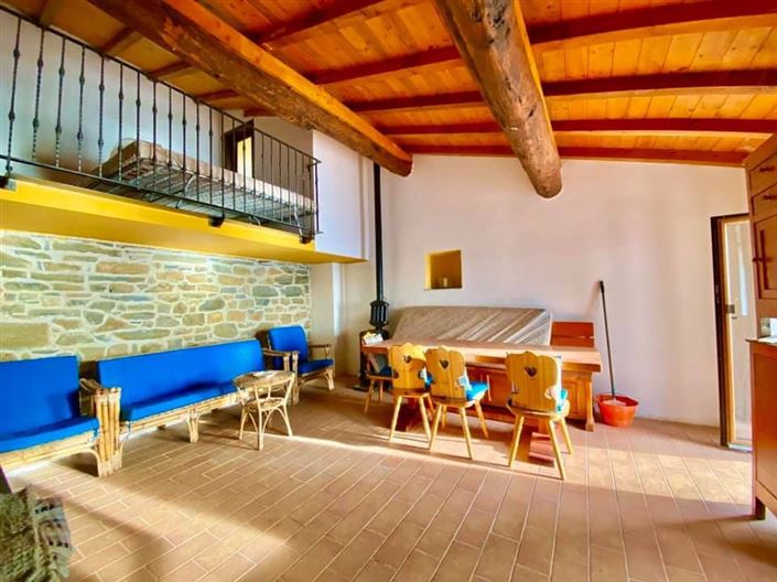 Image No.19-2 Bed House for sale