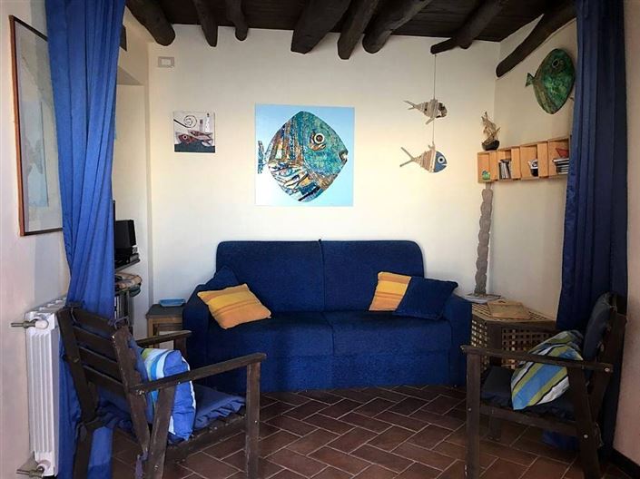 Image No.10-2 Bed House for sale