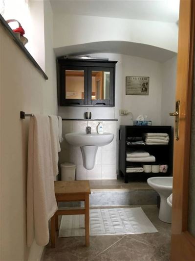 Image No.14-2 Bed House for sale