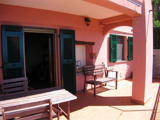 Image No.5-2 Bed House for sale